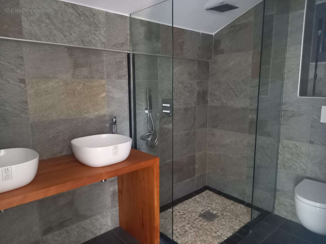 Appartement à VIEUX-FORT