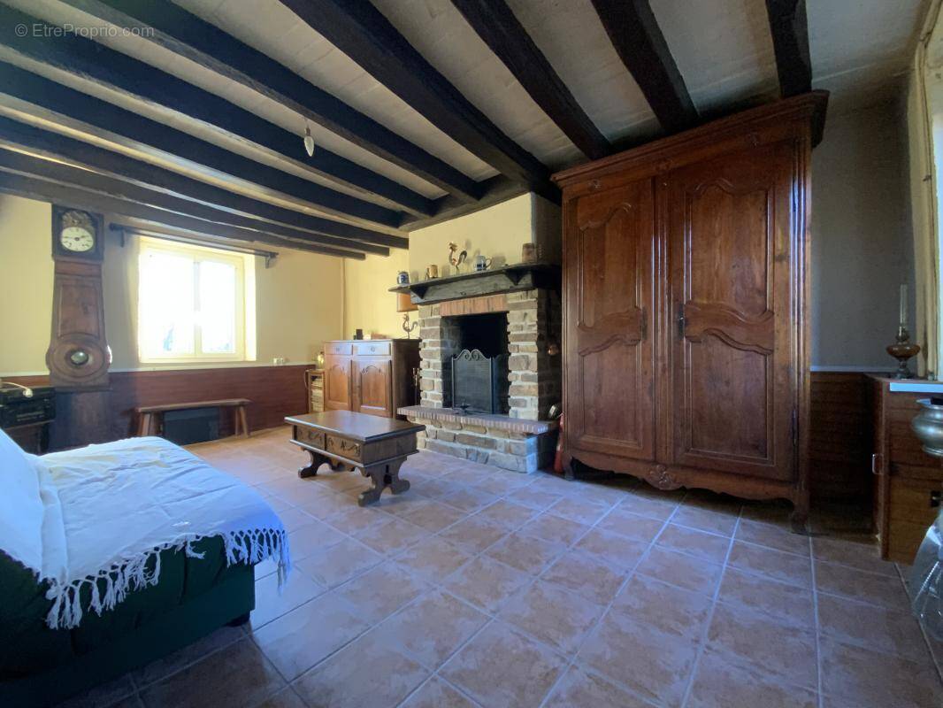 Maison à SAINT-LEGER-MAGNAZEIX