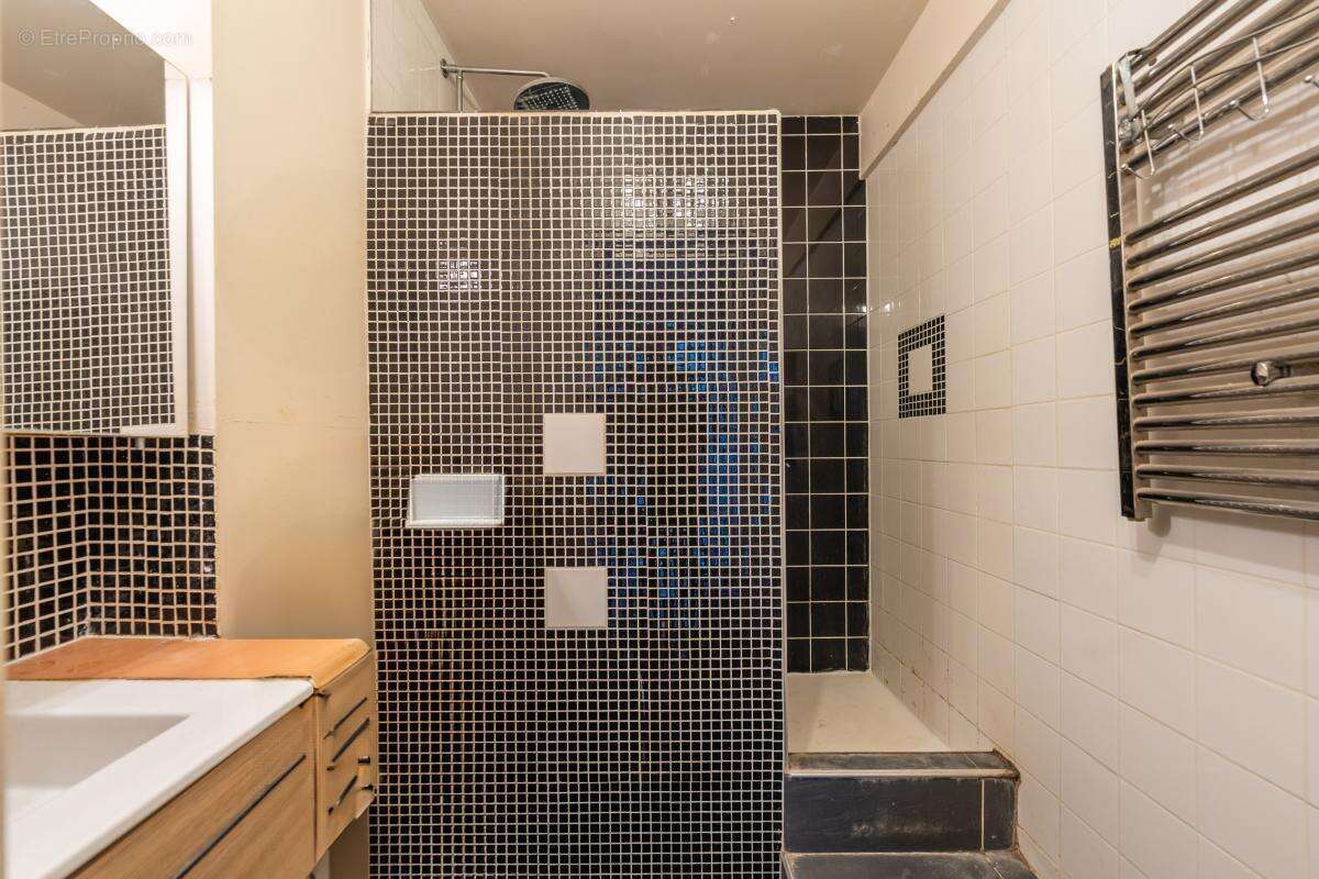 Appartement à VILLE-D&#039;AVRAY