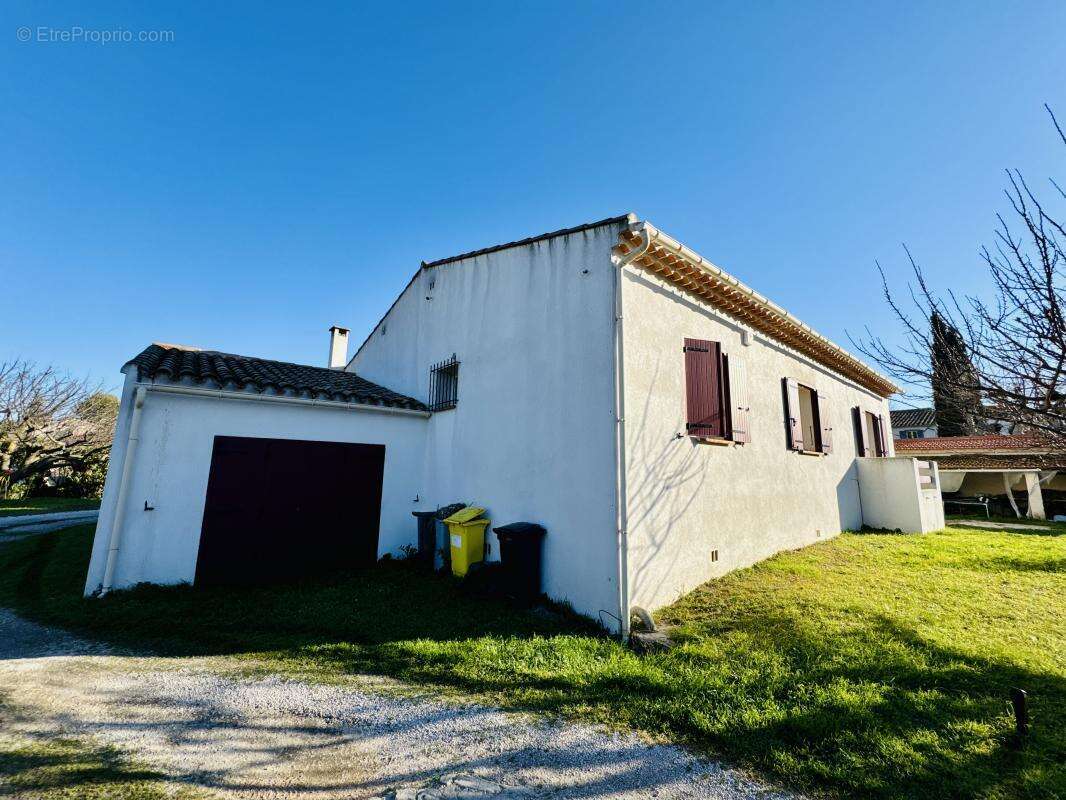 Maison à SAINT-VICTORET