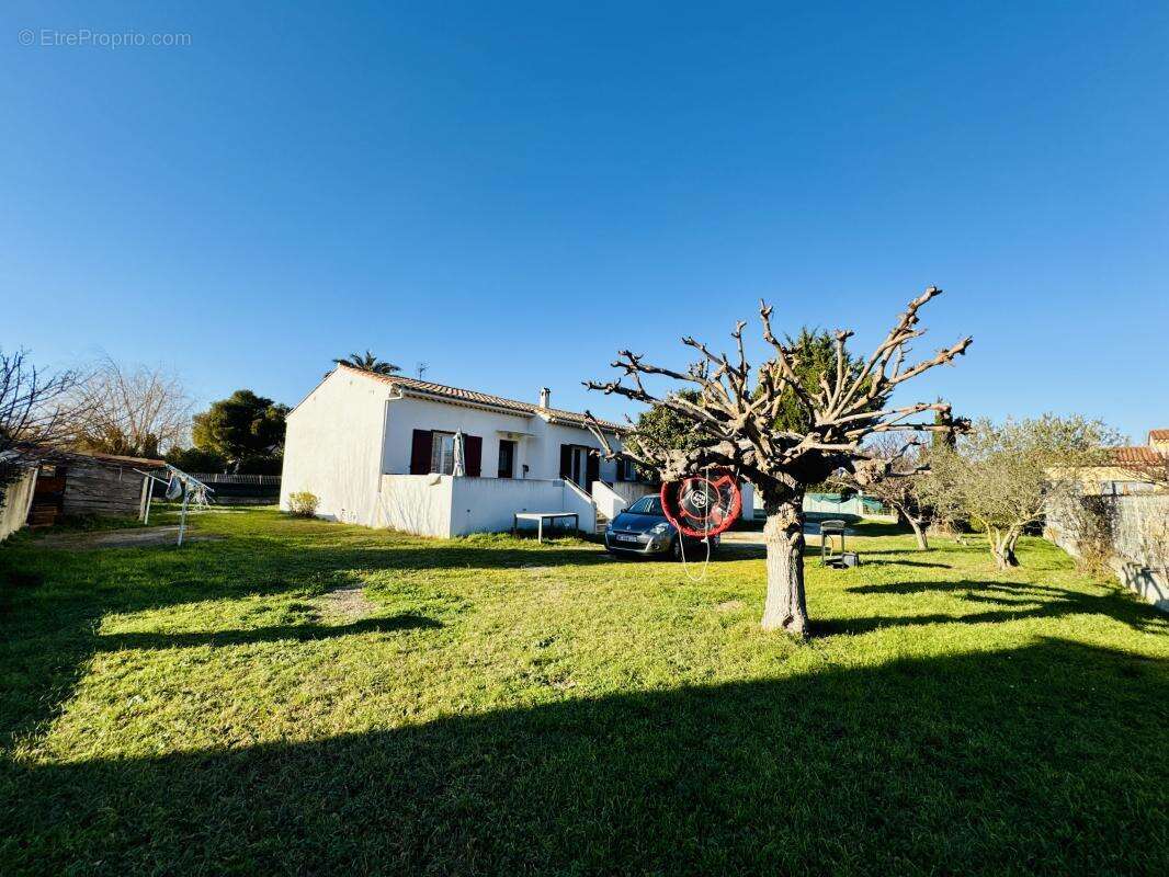 Maison à SAINT-VICTORET