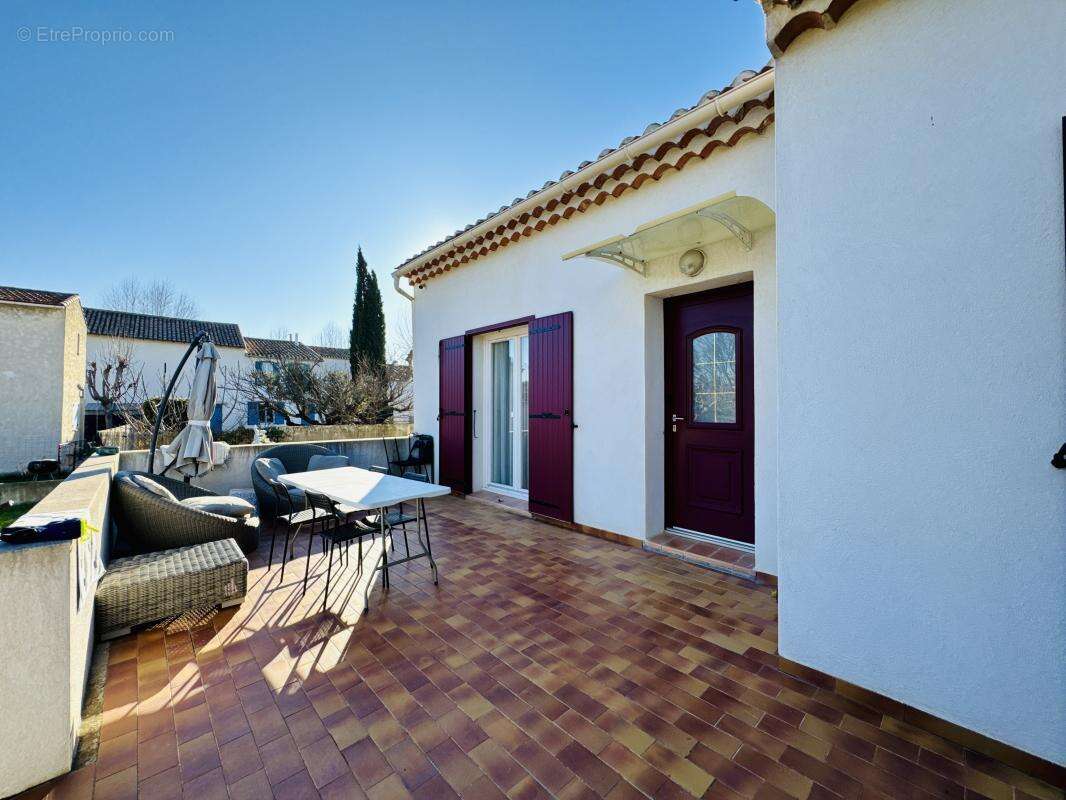 Maison à SAINT-VICTORET