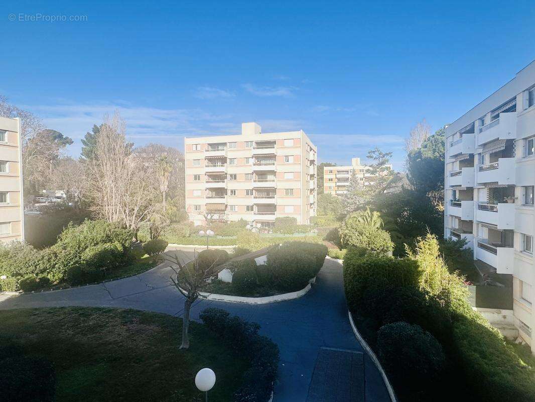 Appartement à MARSEILLE-12E