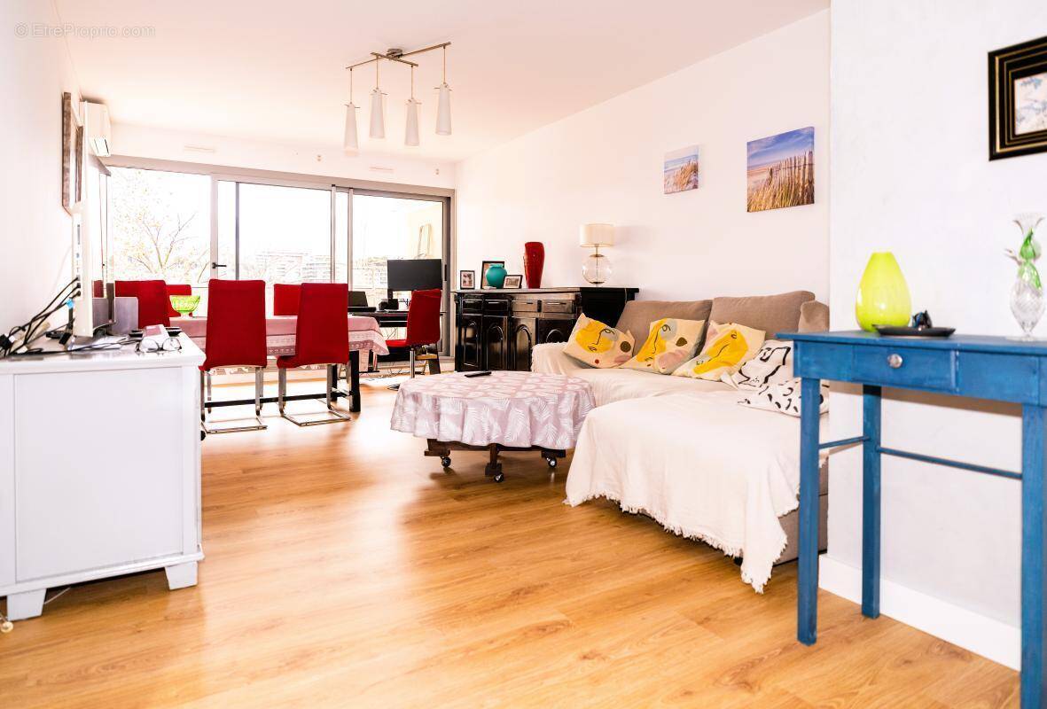 Appartement à MARSEILLE-12E