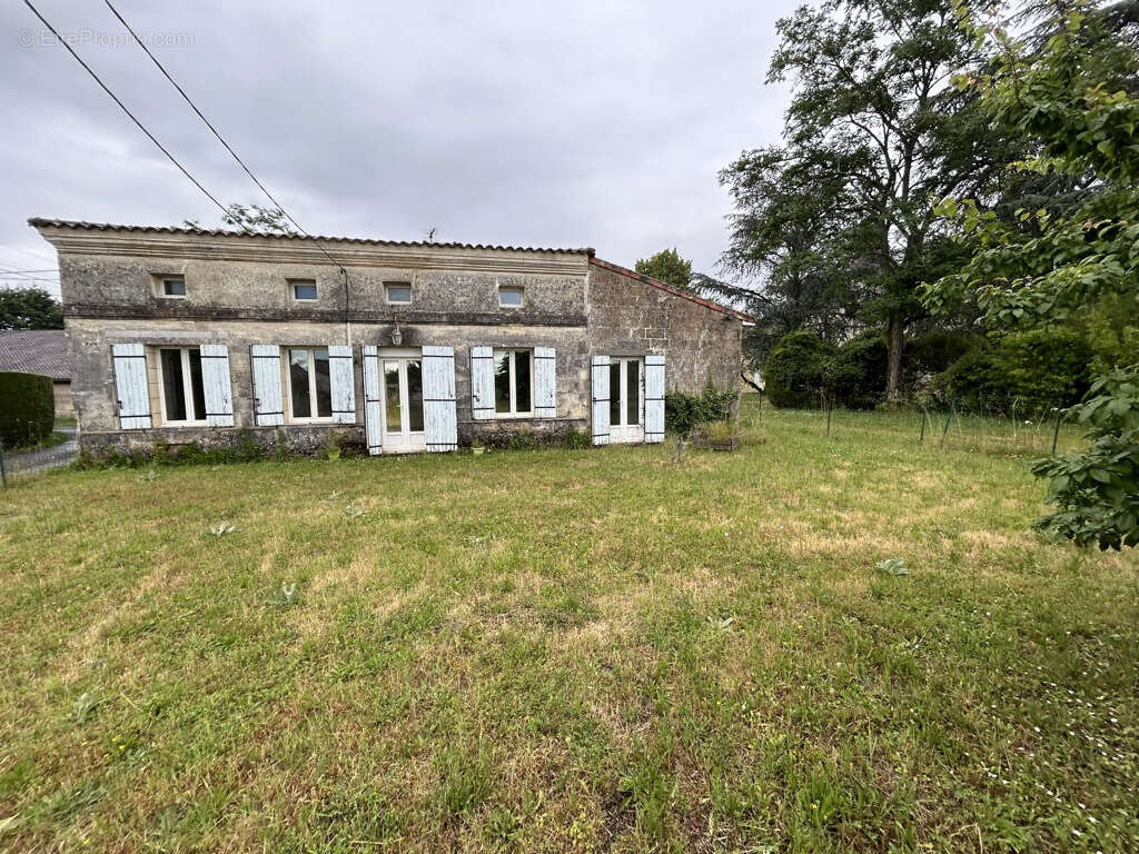 Maison à SAINT-DENIS-DE-PILE