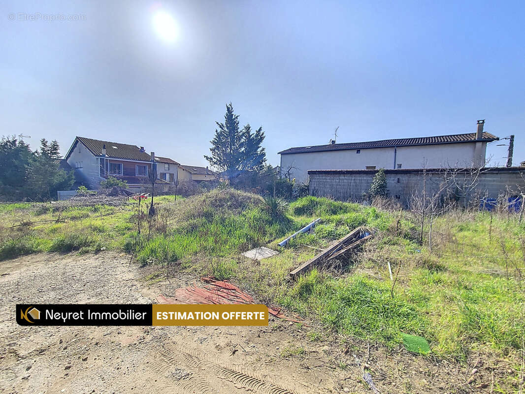 Terrain à VERNAISON