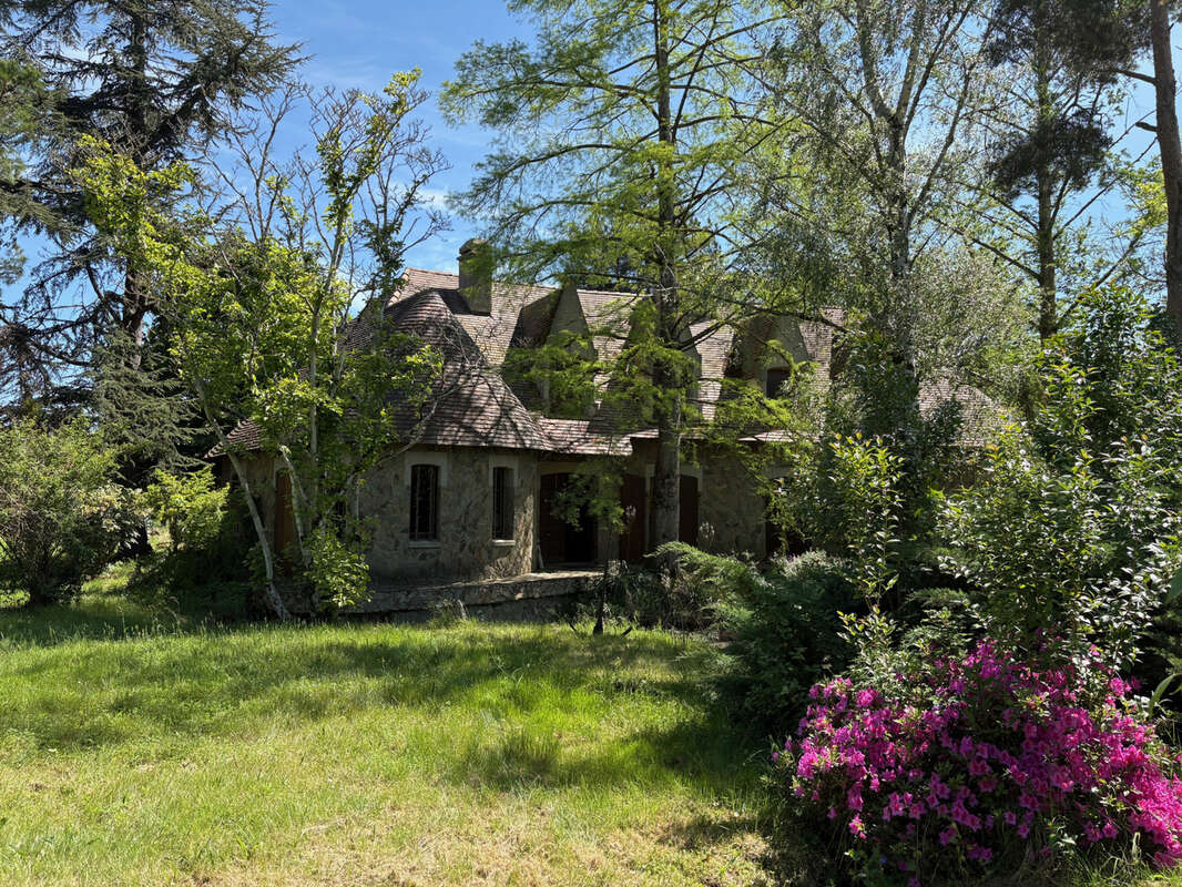 Maison à LABARTHE-SUR-LEZE