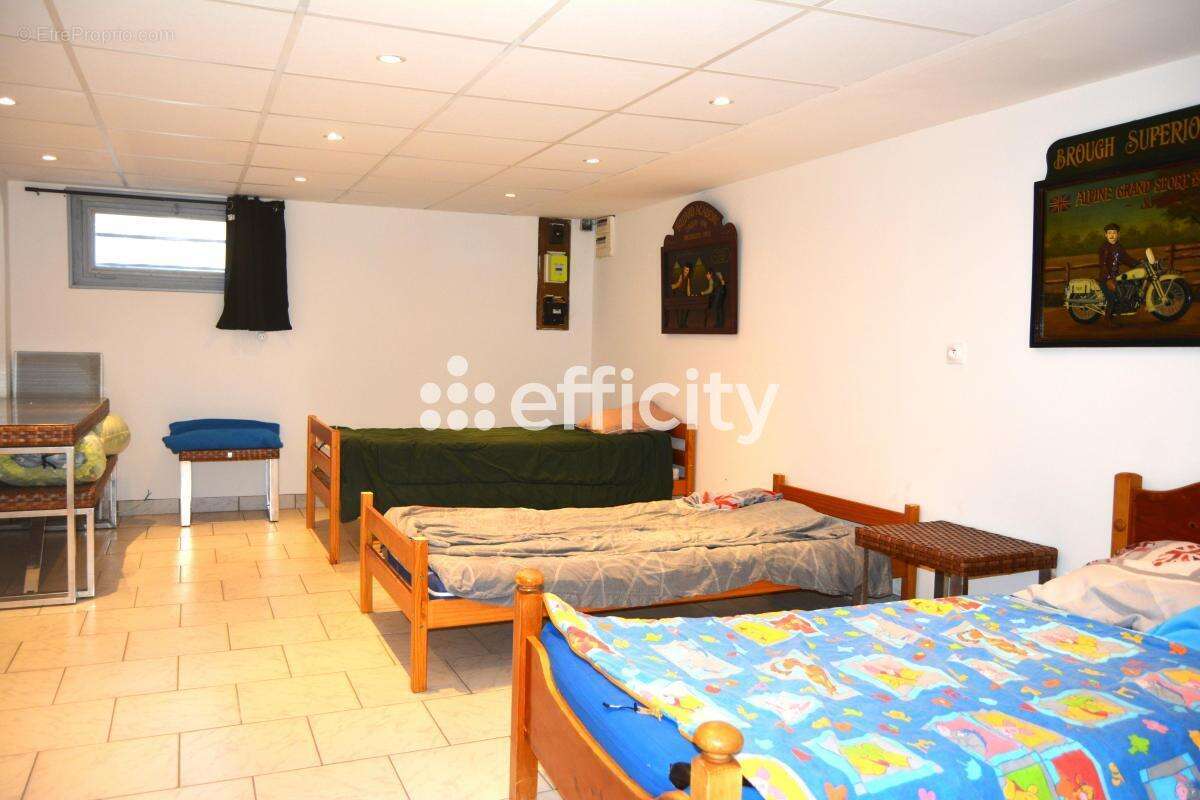 Maison à SAINT-JEAN-DE-DAYE