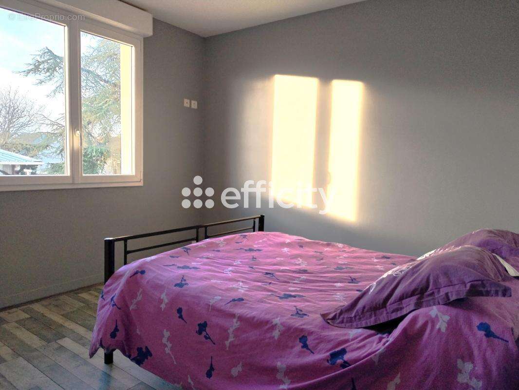 Maison à SAINT-JEAN-DE-DAYE