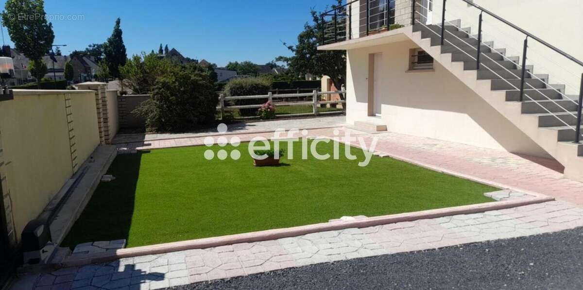 Maison à SAINT-JEAN-DE-DAYE