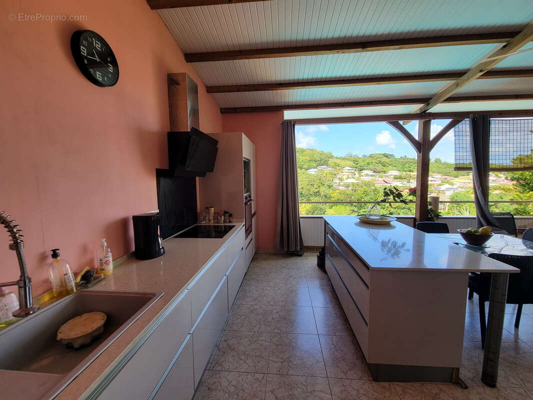 Appartement à LES TROIS-ILETS