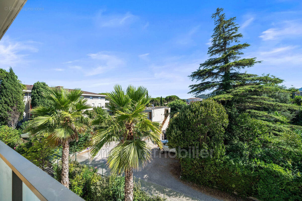 Appartement à MANDELIEU-LA-NAPOULE