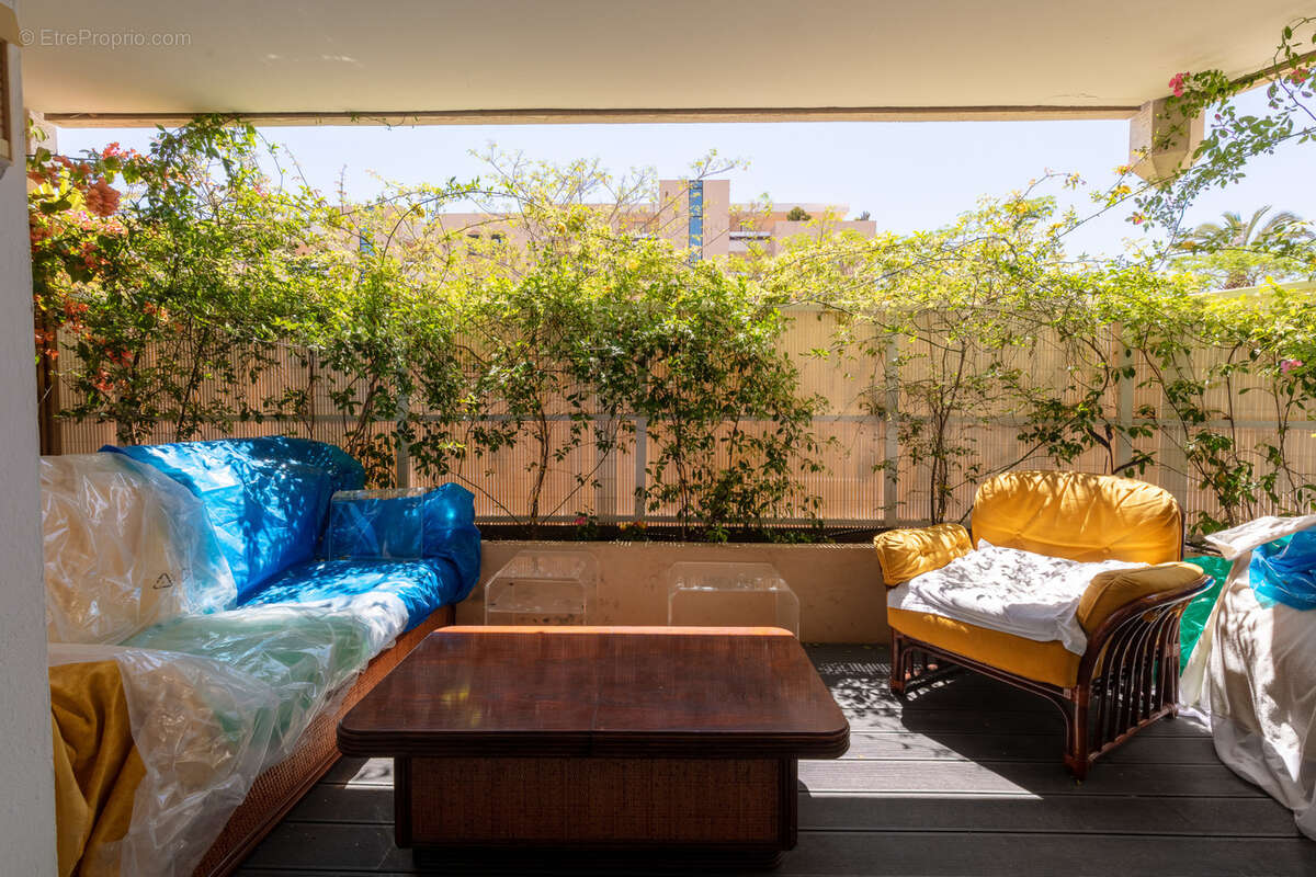 Appartement à HYERES