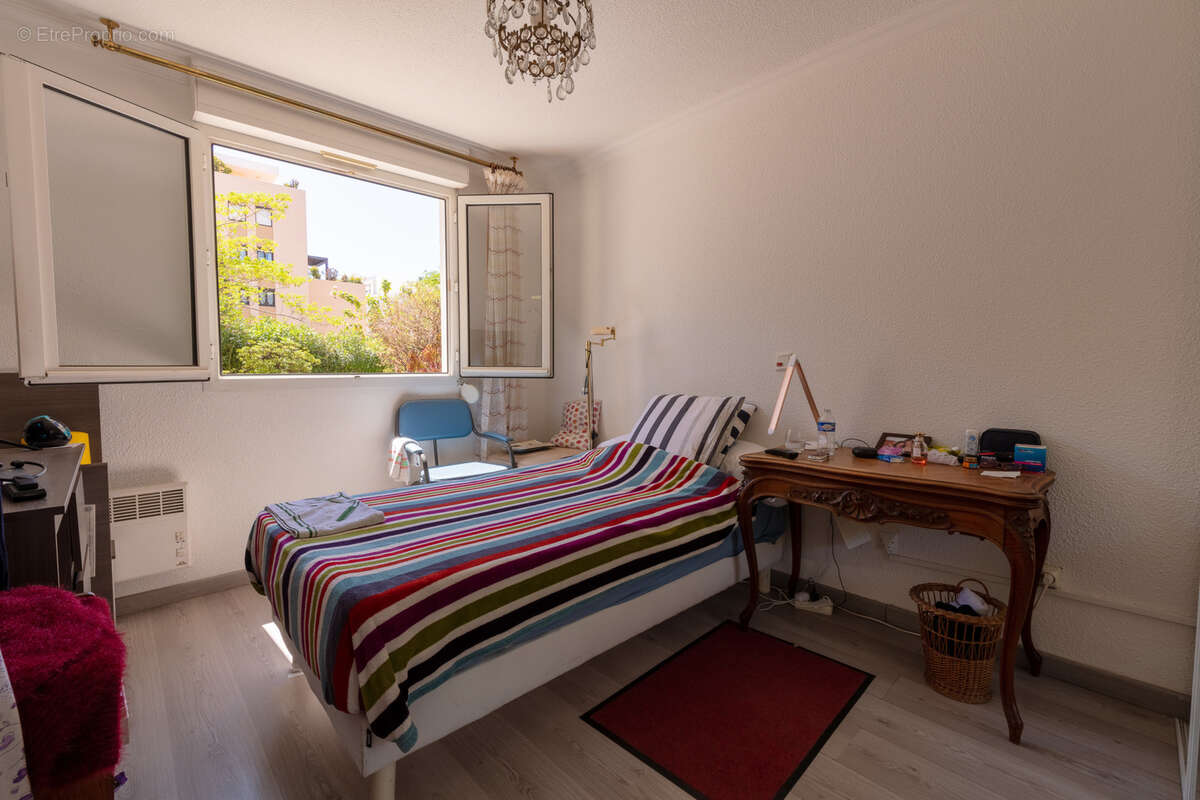 Appartement à HYERES