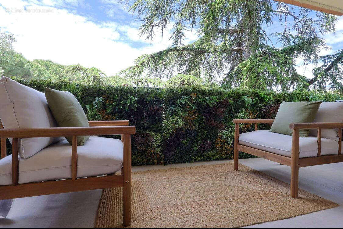 Appartement à FREJUS