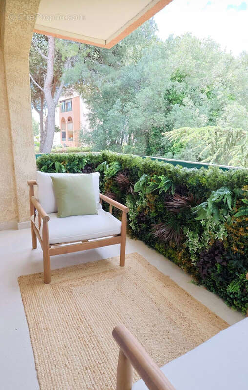 Appartement à FREJUS