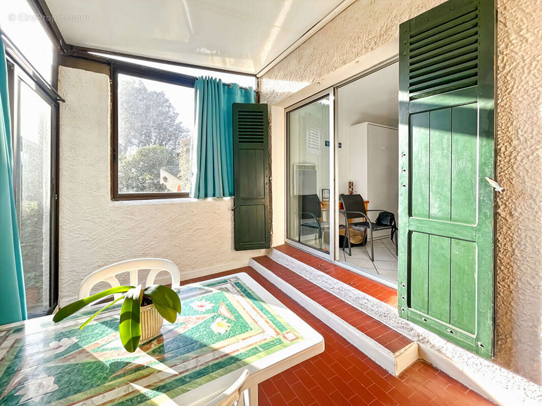 Appartement à SAUSSET-LES-PINS