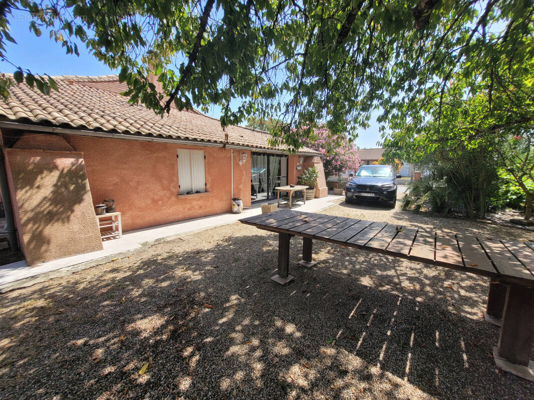 Maison à BIRAC-SUR-TREC