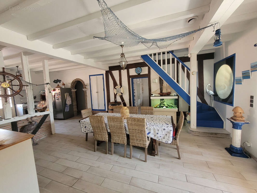 Maison à BIRAC-SUR-TREC