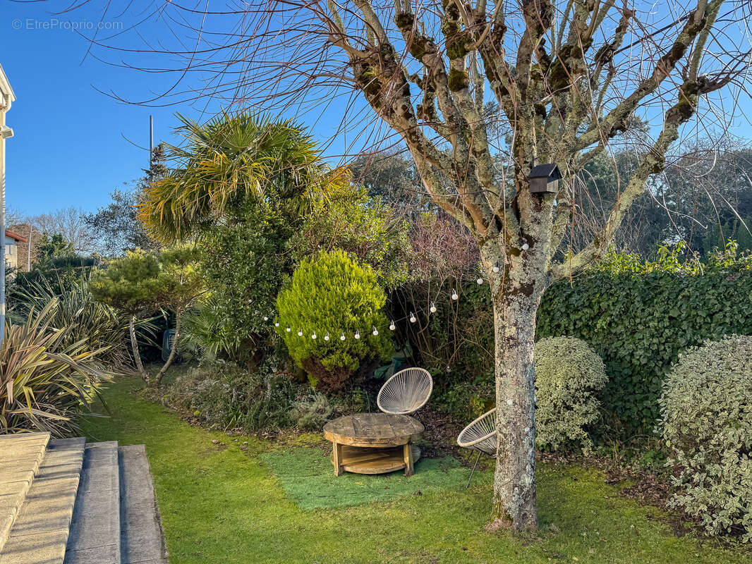 Maison à VAUX-SUR-MER