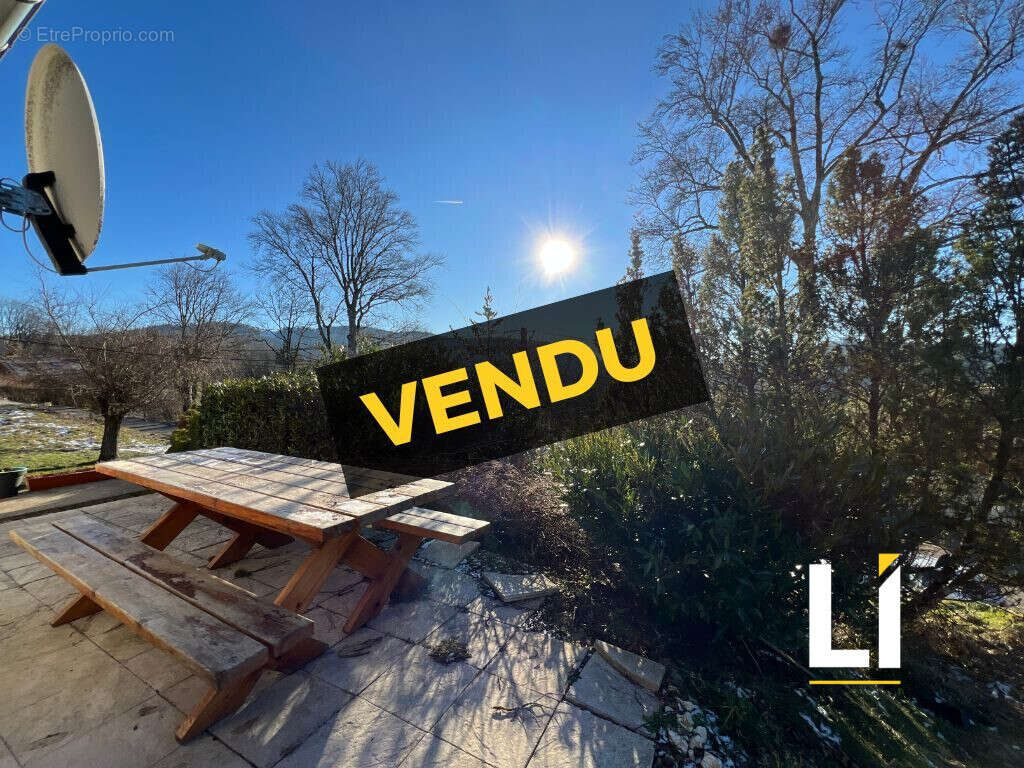 Maison à LES BRESEUX