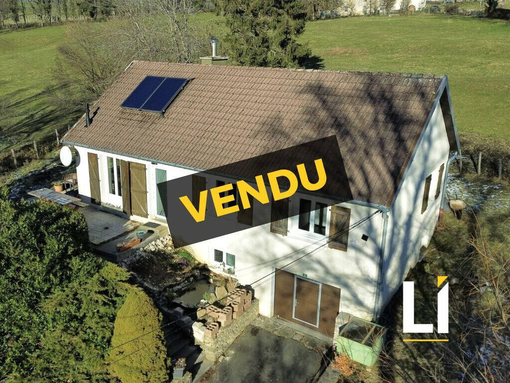 Maison à LES BRESEUX