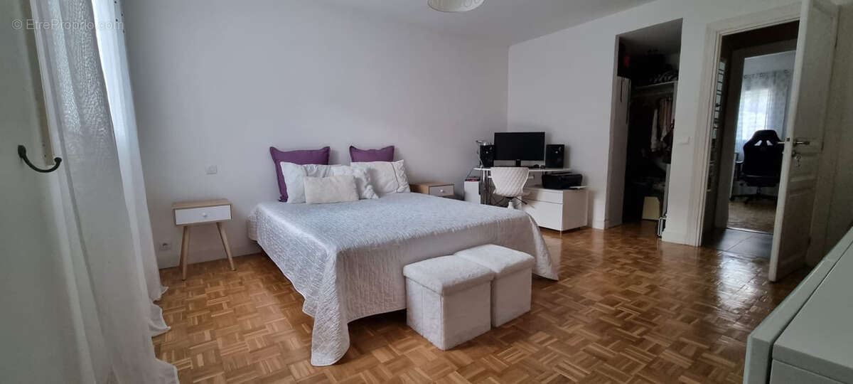 Appartement à VENCE