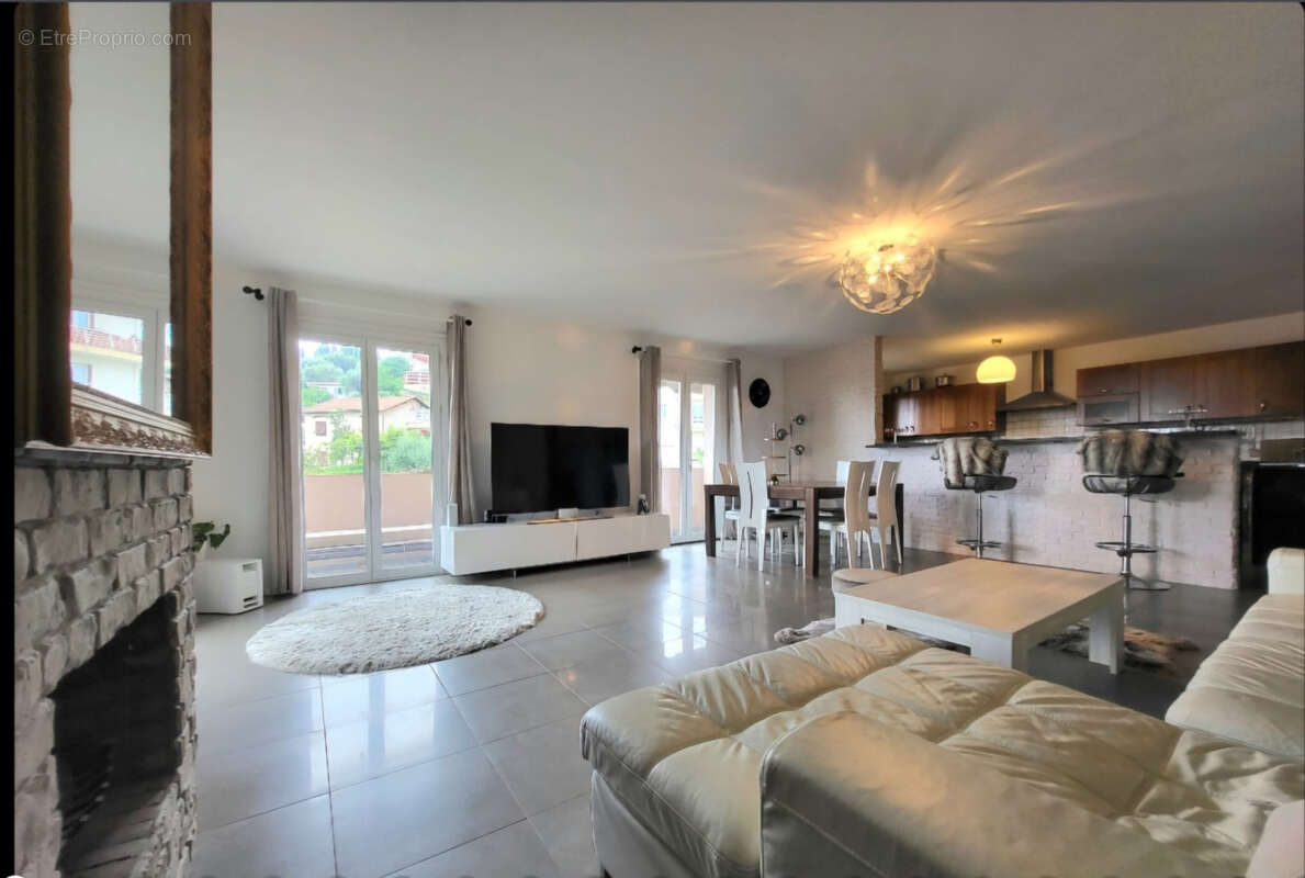 Appartement à VENCE