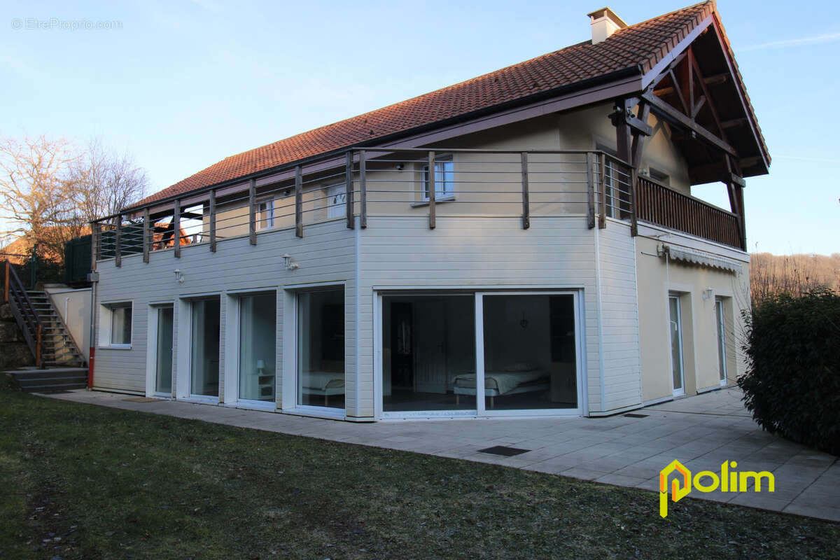 Maison à JEZAINVILLE