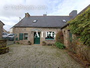 Maison à MELLIONNEC