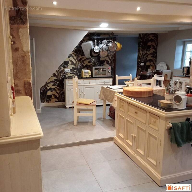 Photo 1 - Maison à FENIOUX