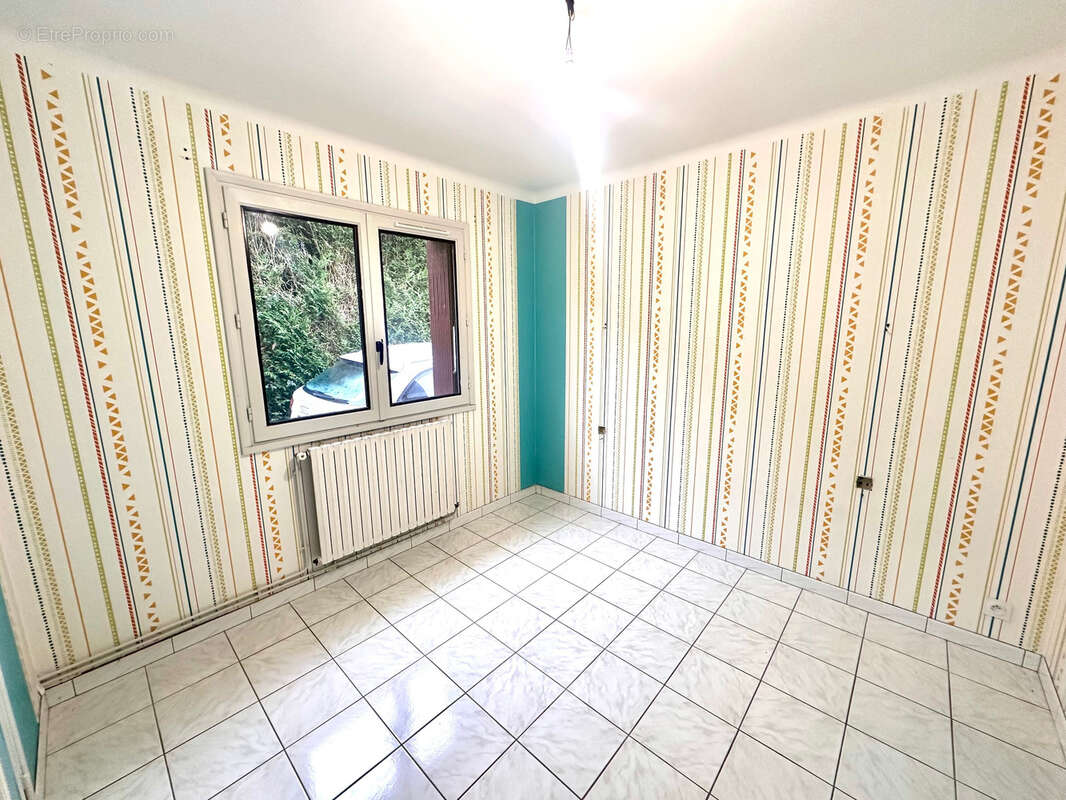 Maison à OLEAC-DESSUS