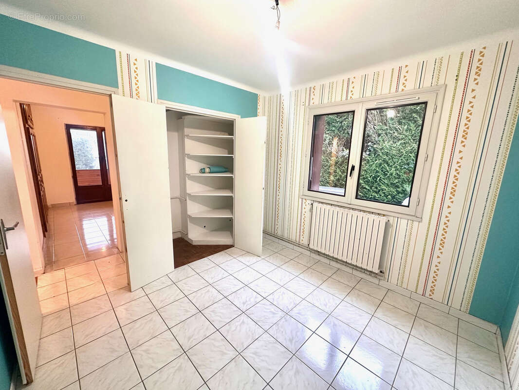 Maison à OLEAC-DESSUS