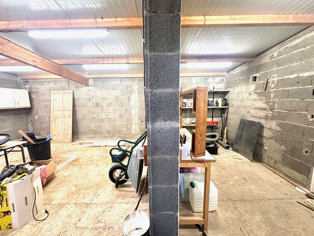 Maison à OLEAC-DESSUS