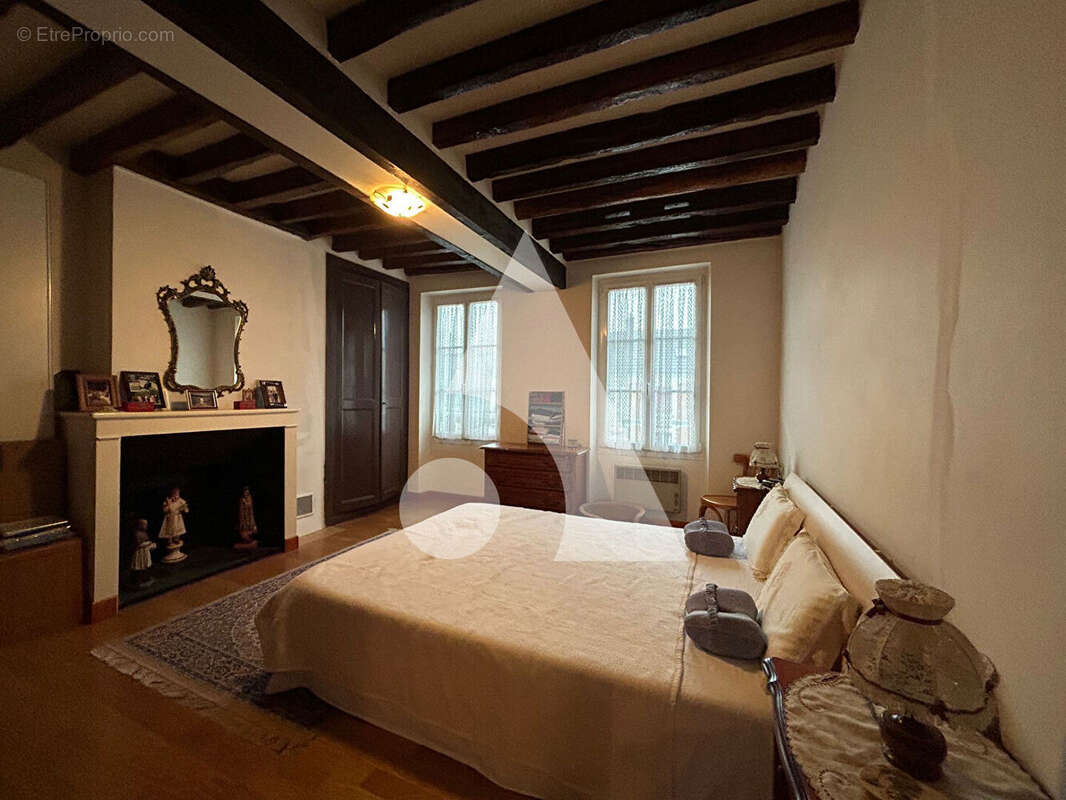 Maison à SAINT-OUEN-SUR-MORIN