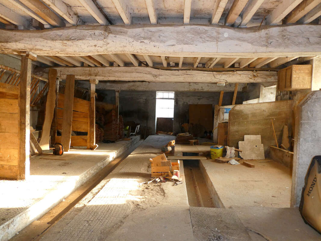 Maison à SAINT-LAURENT-DE-CHAMOUSSET