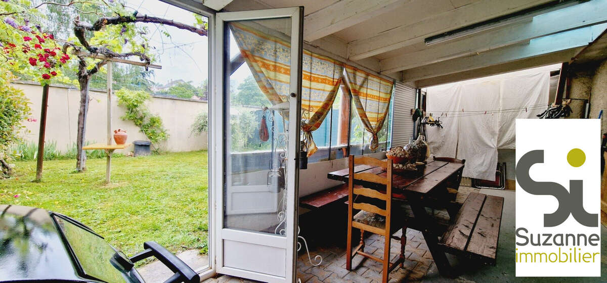 de la véranda, le jardin - Maison à RIVES