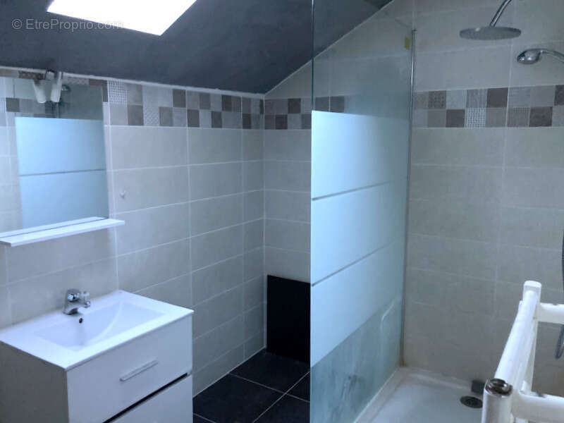 Appartement à LE PETIT-BORNAND-LES-GLIERES