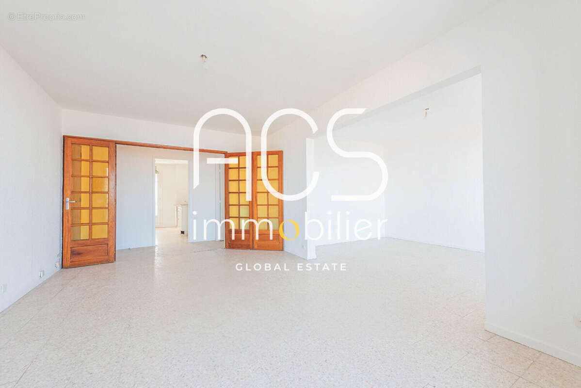 Appartement à PORT-DE-BOUC