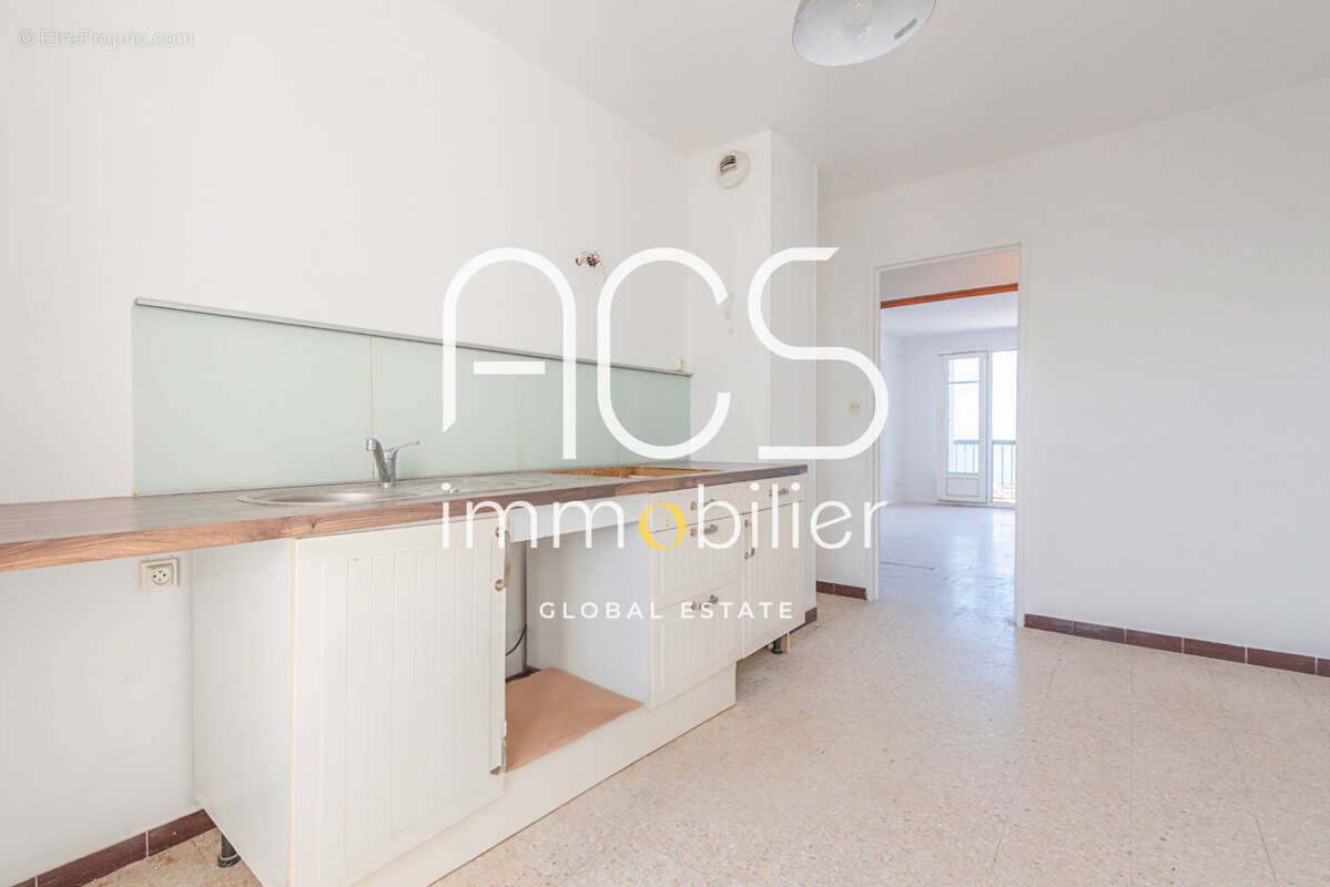 Appartement à PORT-DE-BOUC