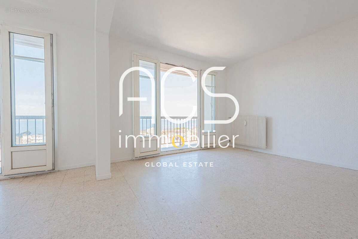 Appartement à PORT-DE-BOUC