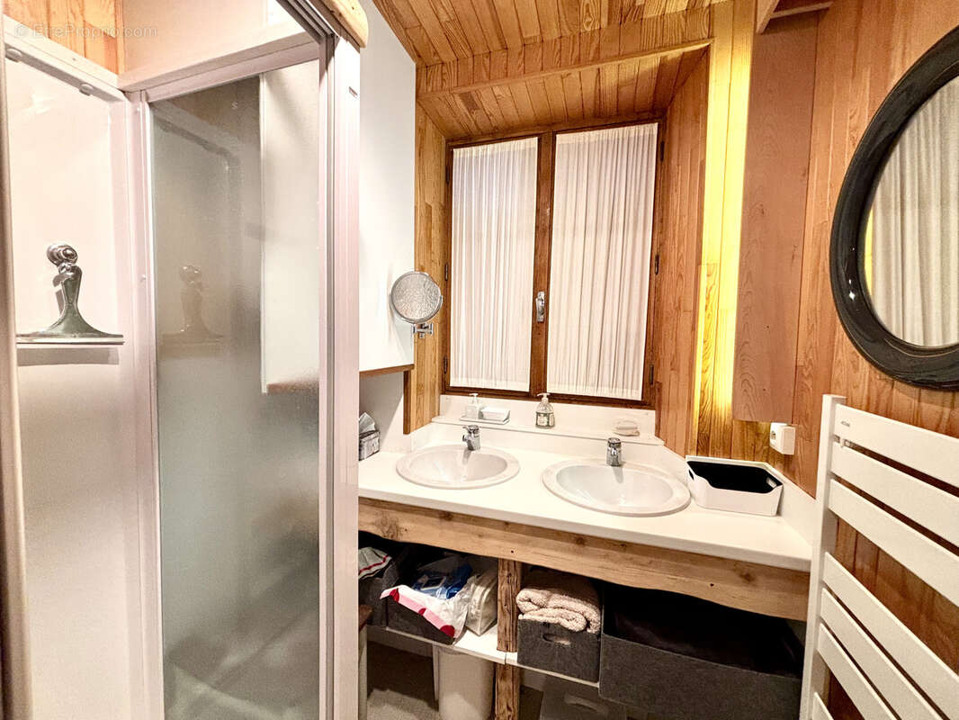 Maison à SAINT-MARTIN-DE-BELLEVILLE