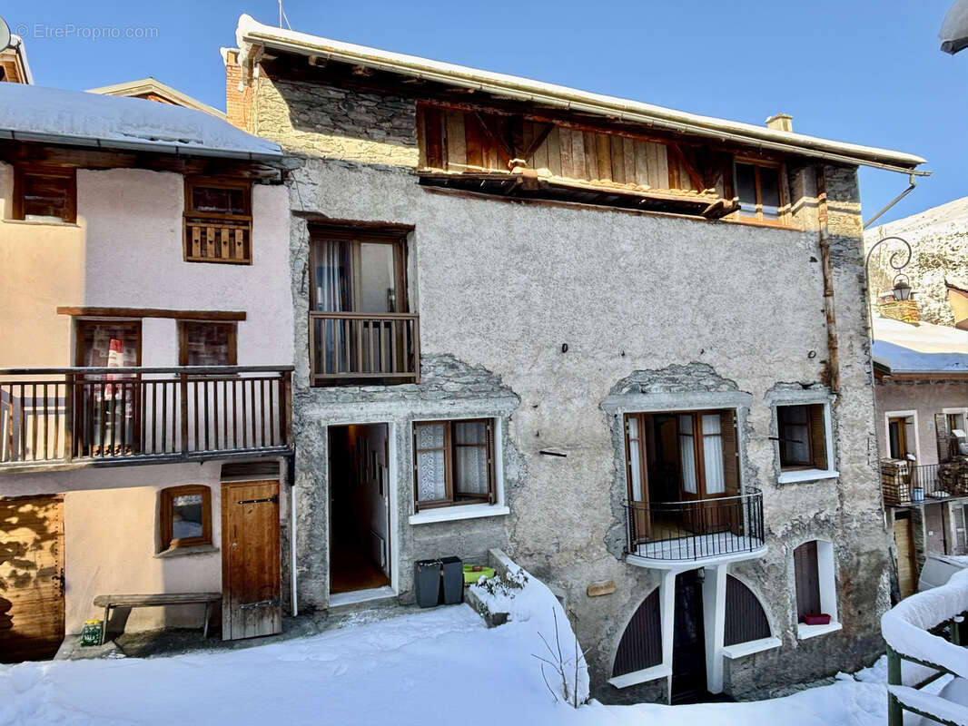 Maison à SAINT-MARTIN-DE-BELLEVILLE