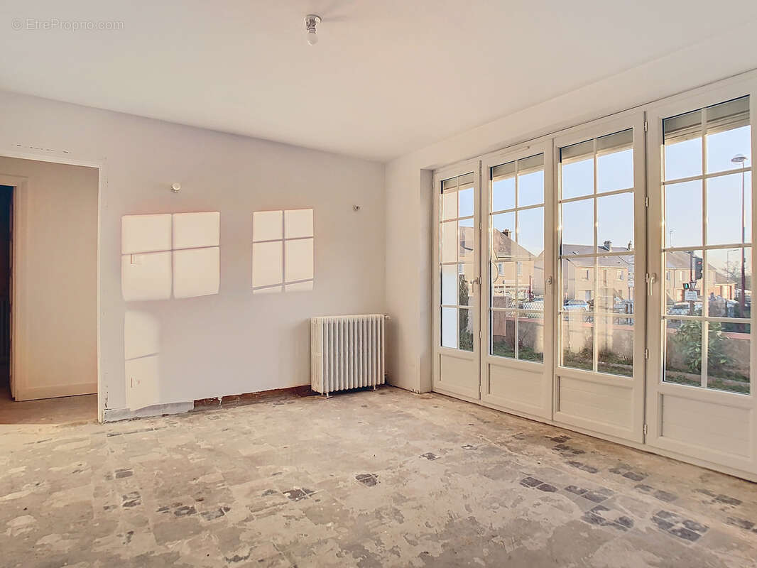 Maison à PONT-HEBERT