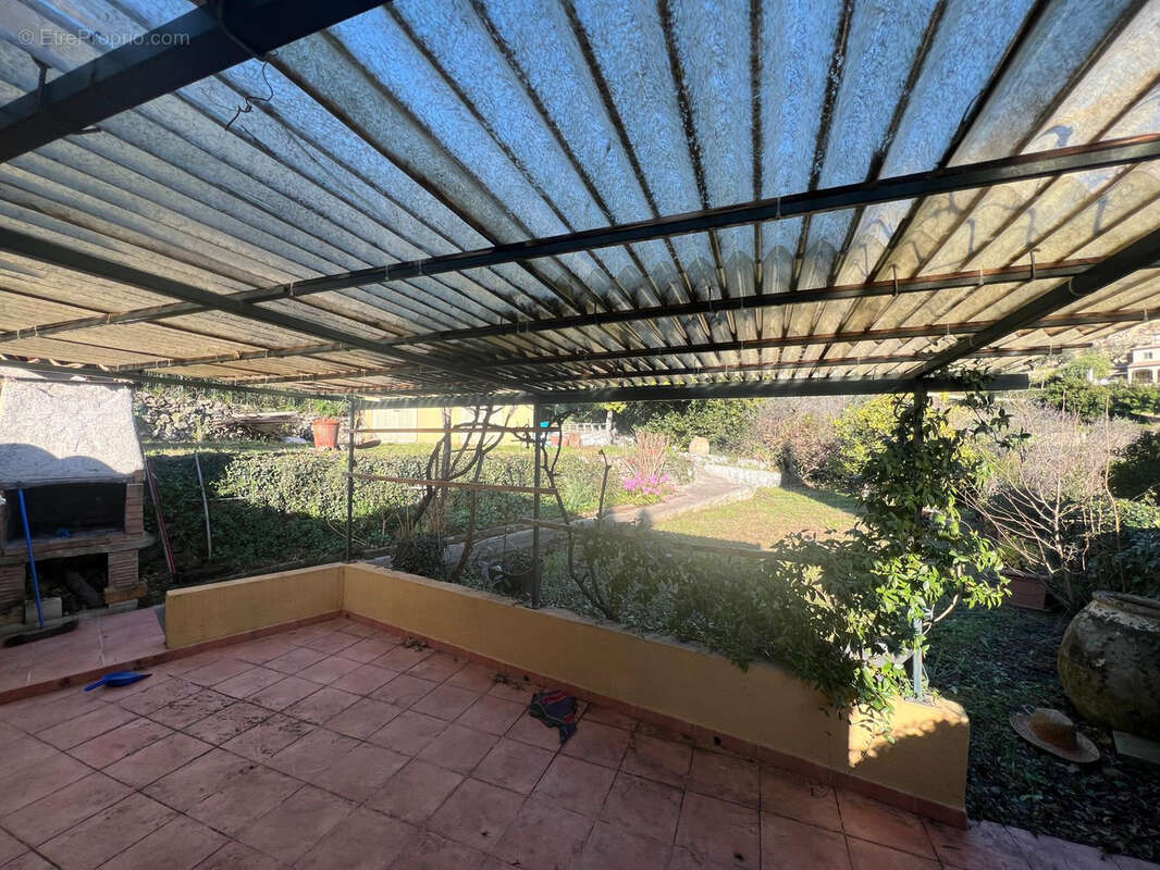 Terrain à LA TURBIE