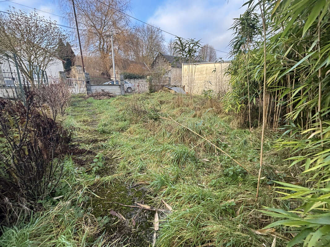 Terrain à SOISSONS