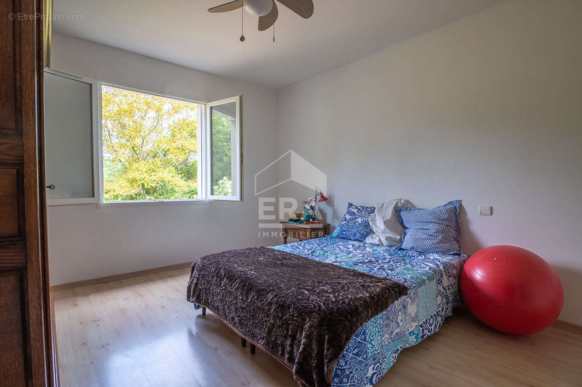 Maison à SAINTE-MARTHE