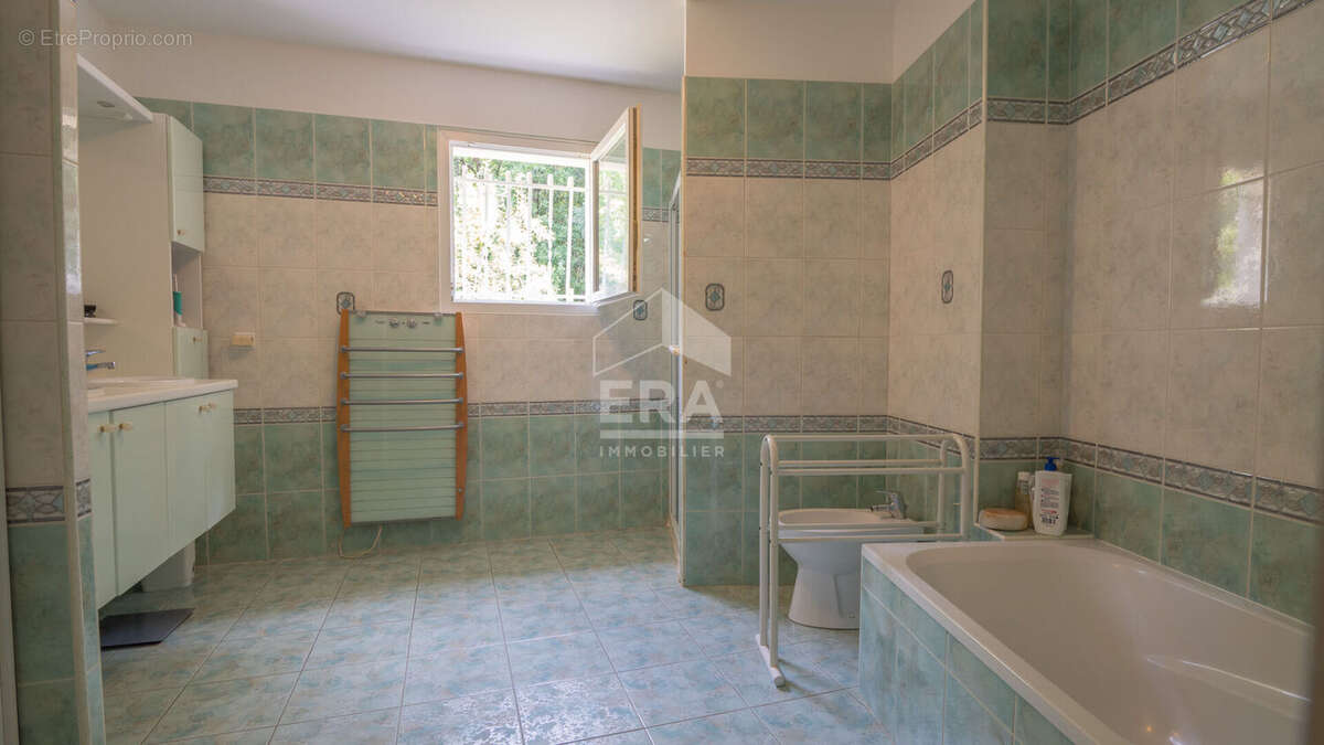 Maison à SAINTE-MARTHE