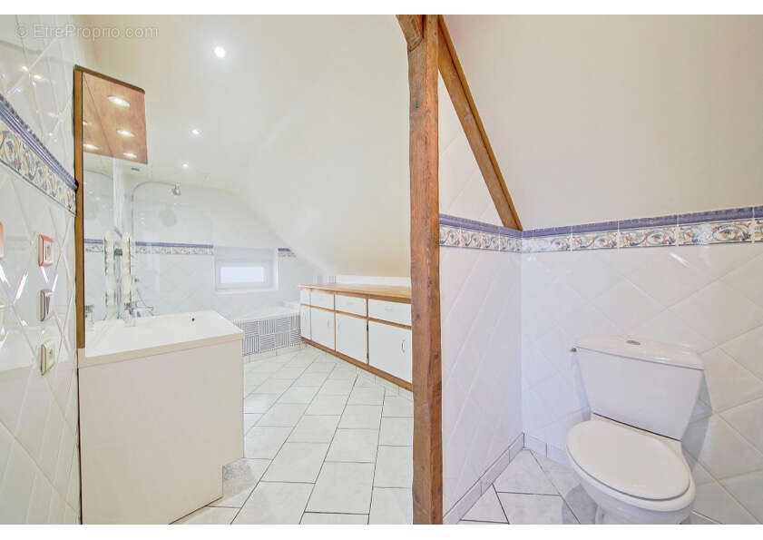 Maison à ECHOUBOULAINS