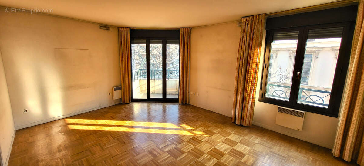 Appartement à LYON-7E